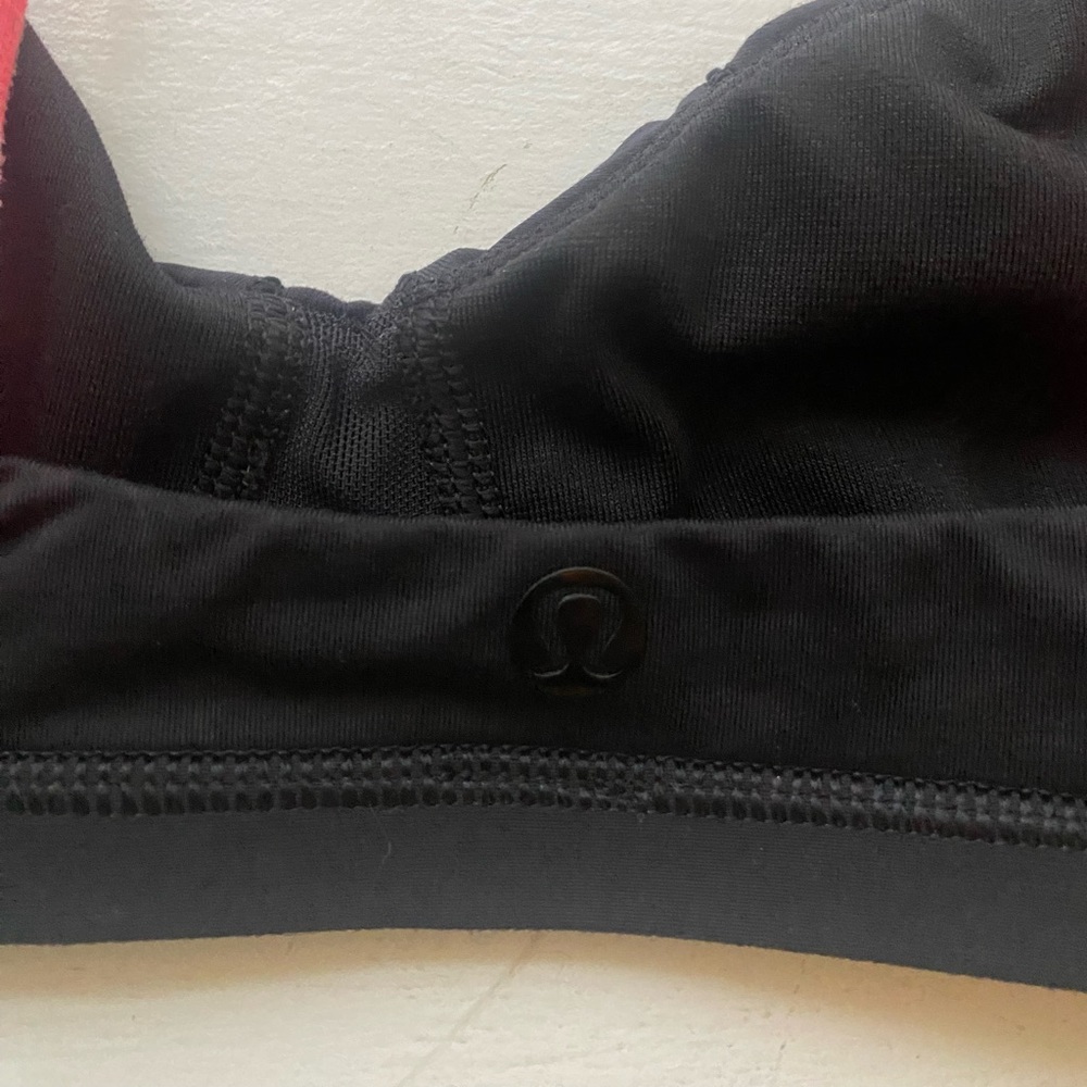 Lululemon Bra Top in Size 6 - Picture 3 of 3